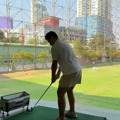 贾远东